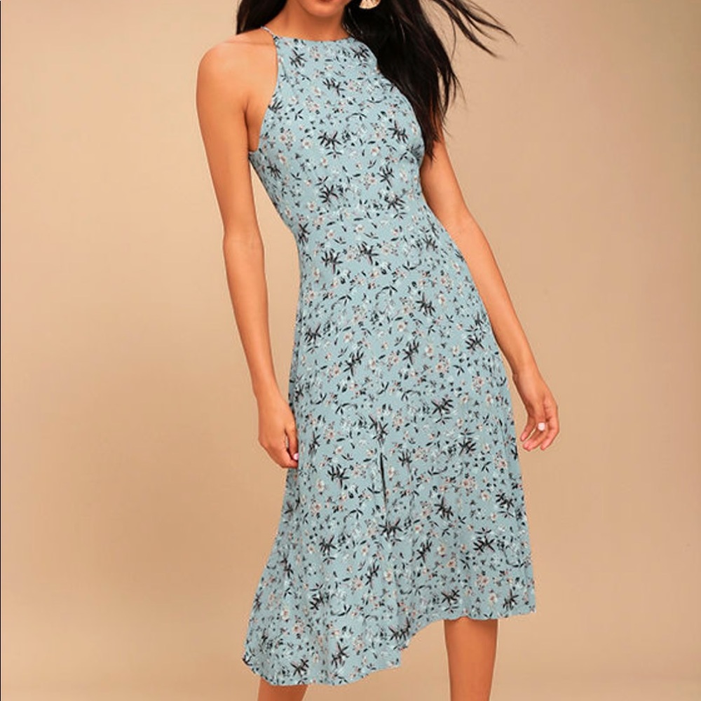 ASTR the label pascal blue floral midi dress